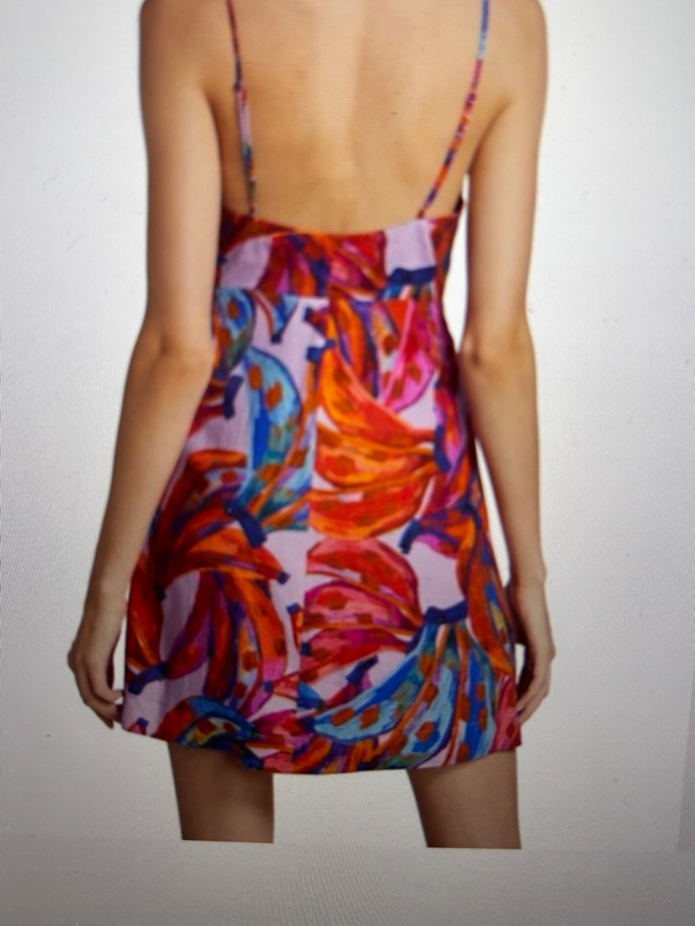 Farm Rio Bananas Mini dress size medium, adjustable straps - Picture 2 of 10